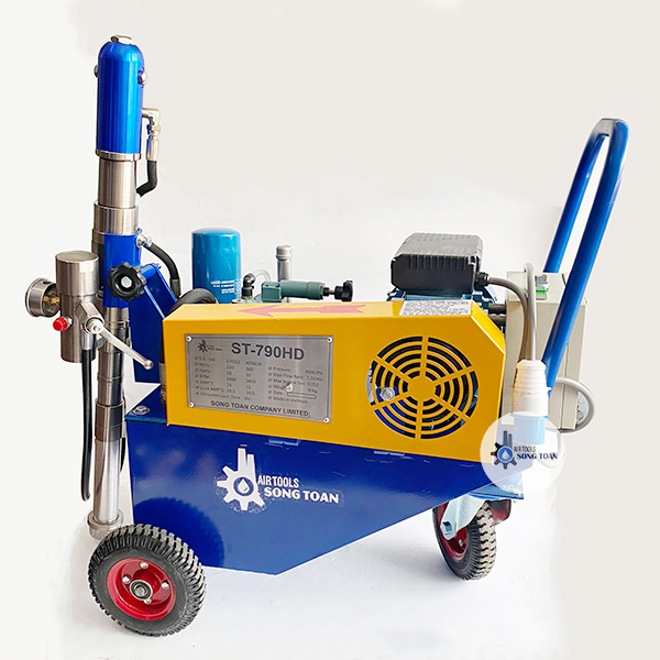 Máy phun bột trét thủy lực ST-790
